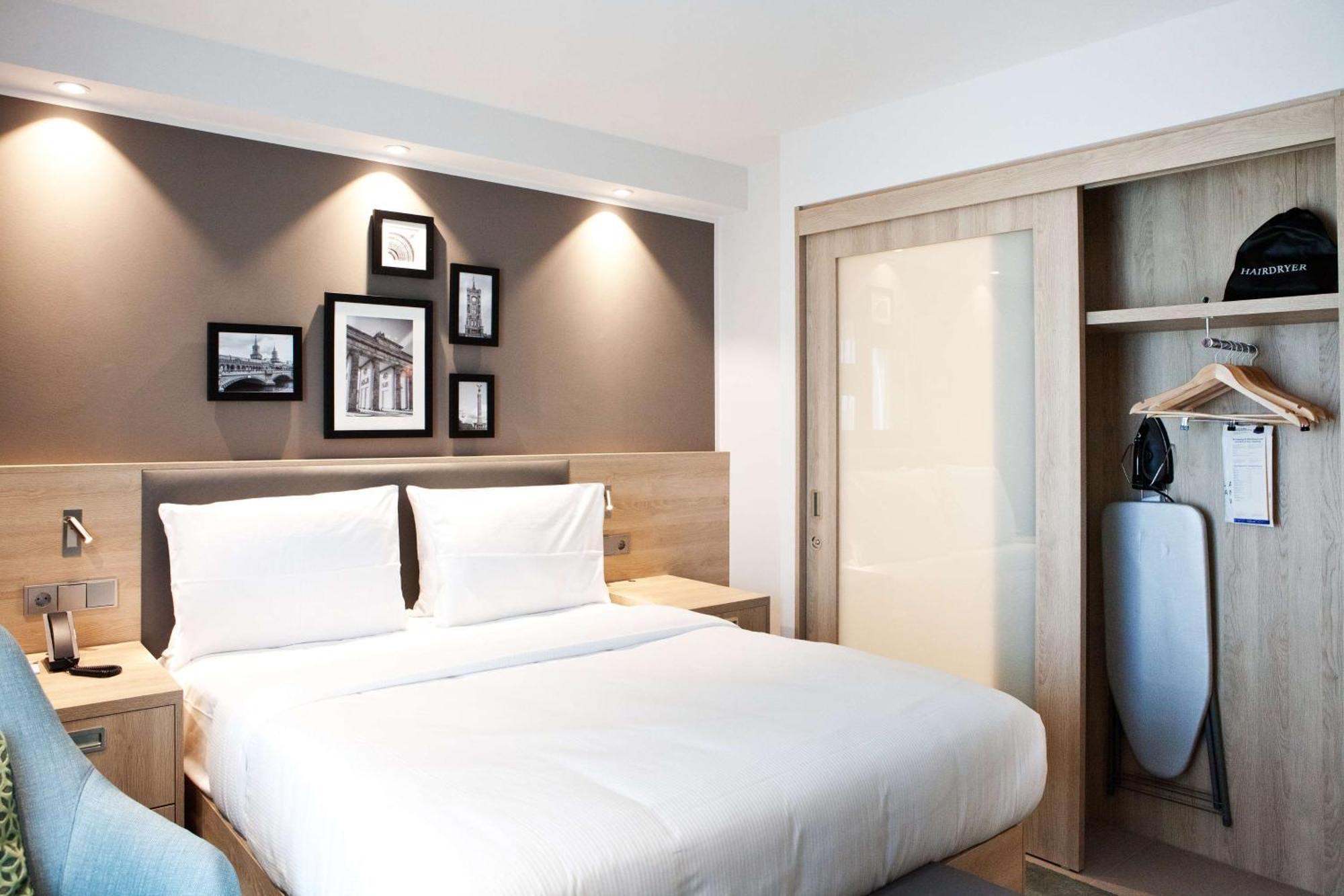Hampton By Hilton Berlin City East Side Gallery Ngoại thất bức ảnh